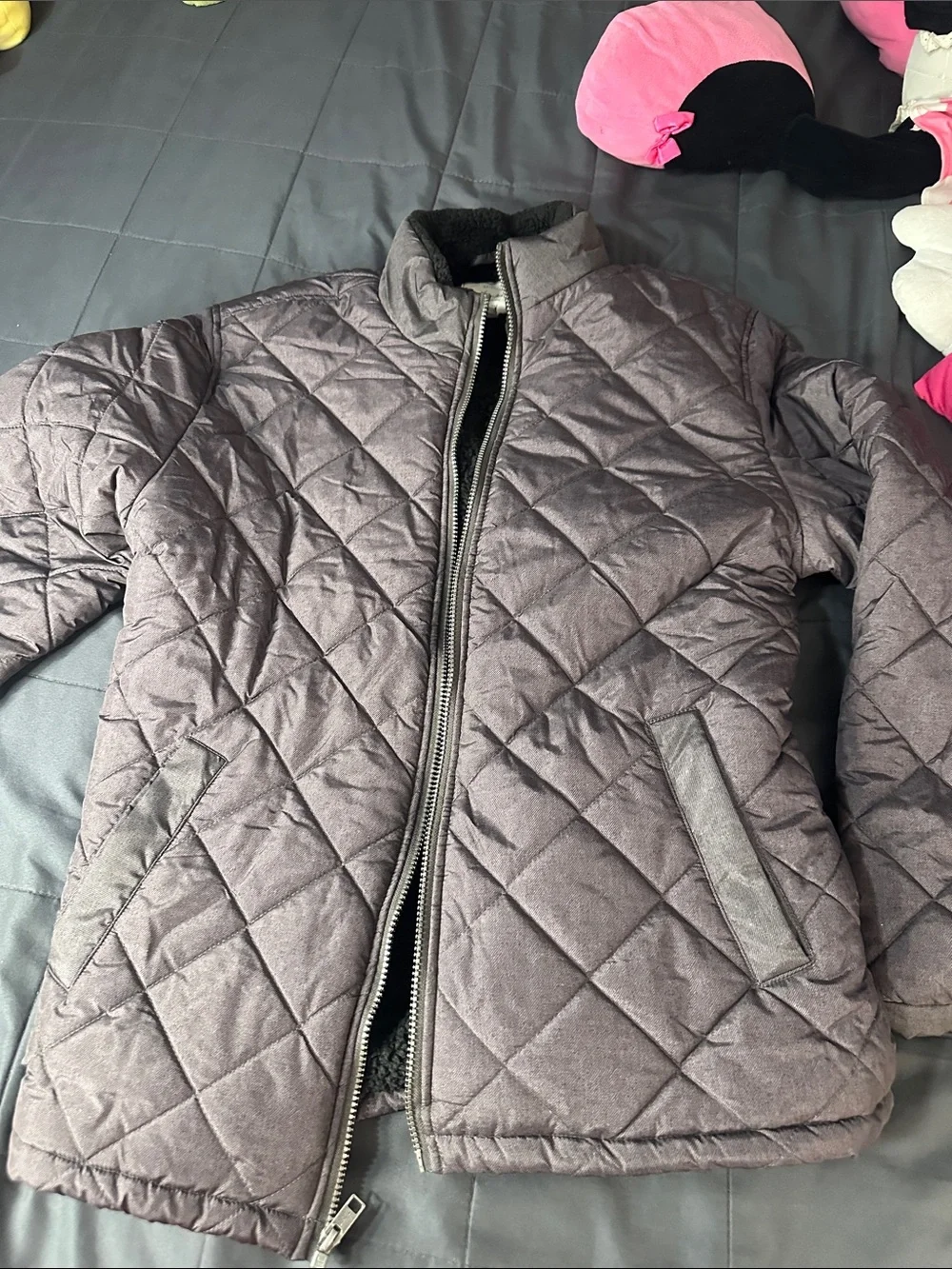 Quilted Puffer Jacket in Mauve Gray